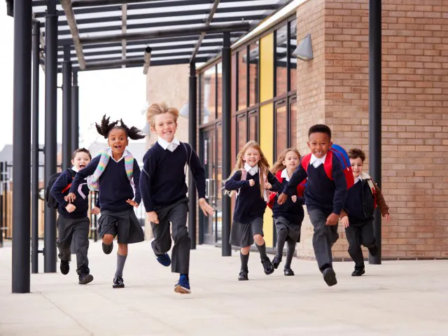 primary school children and building