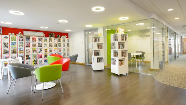 New Library and Sixth Form Study Centre 5