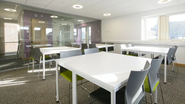 New Library and Sixth Form Study Centre 8